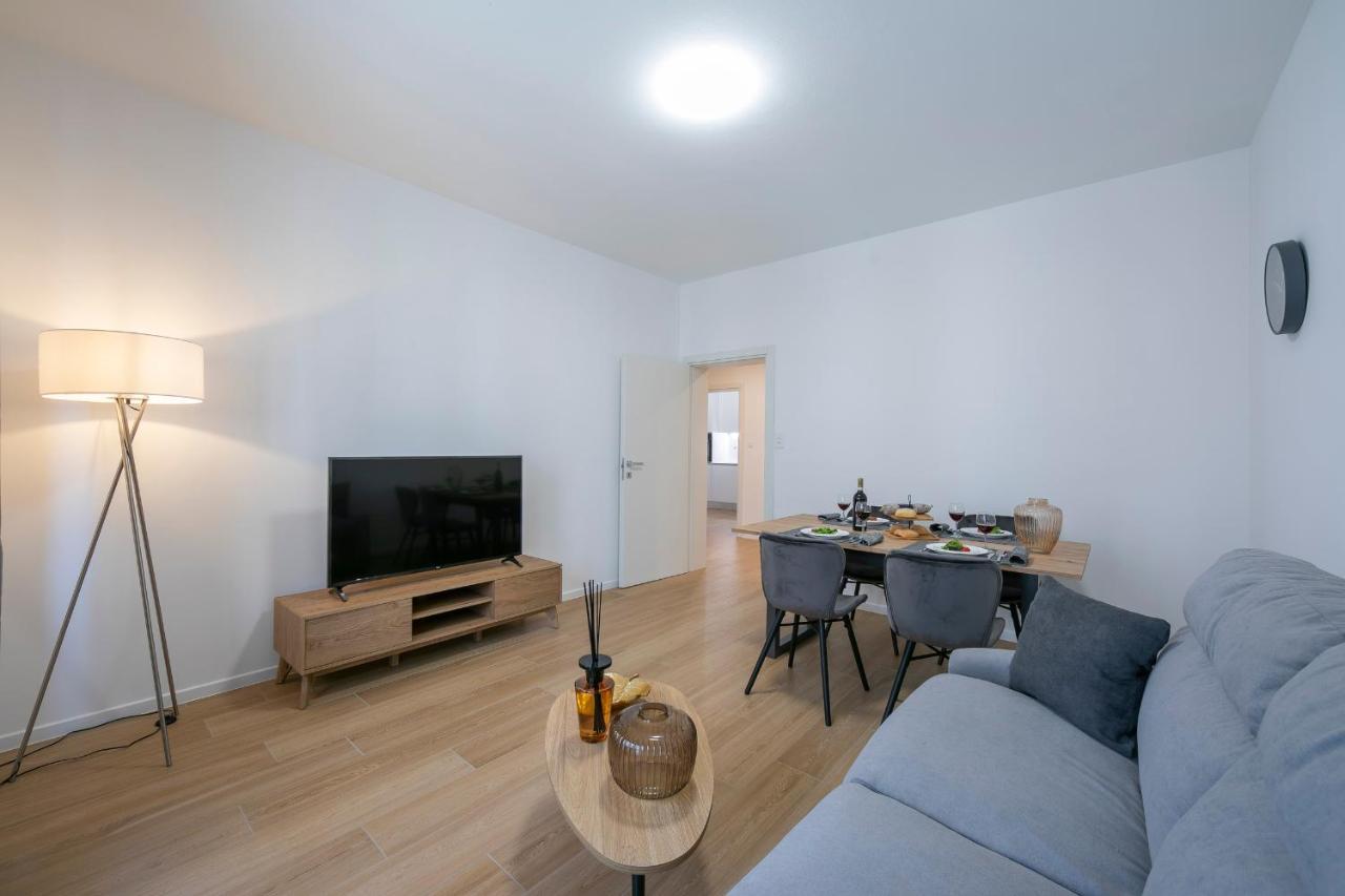 Boutique Apartments - Happy Rentals Lugano Bagian luar foto