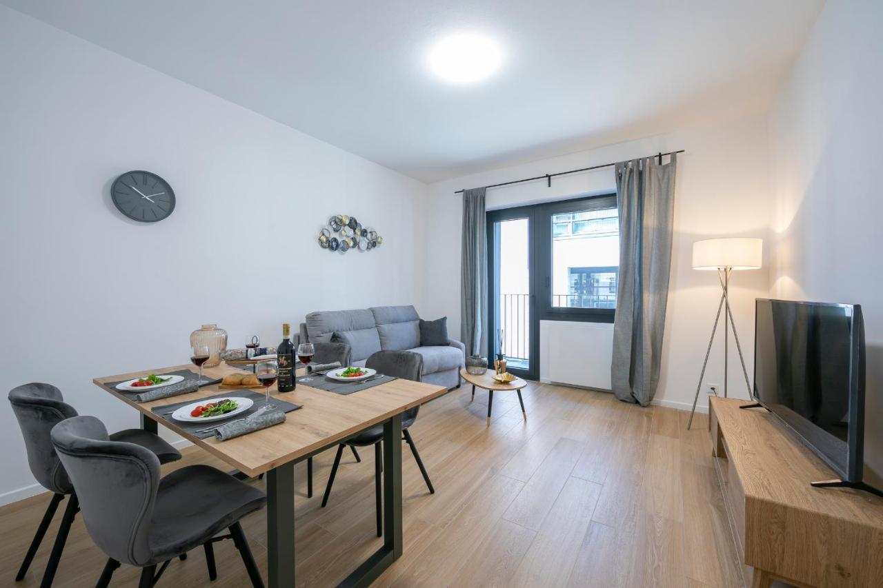 Boutique Apartments - Happy Rentals Lugano Bagian luar foto