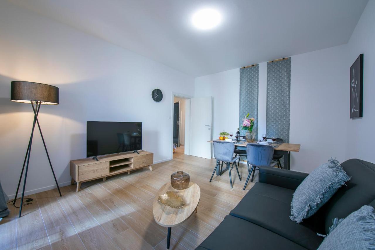 Boutique Apartments - Happy Rentals Lugano Bagian luar foto