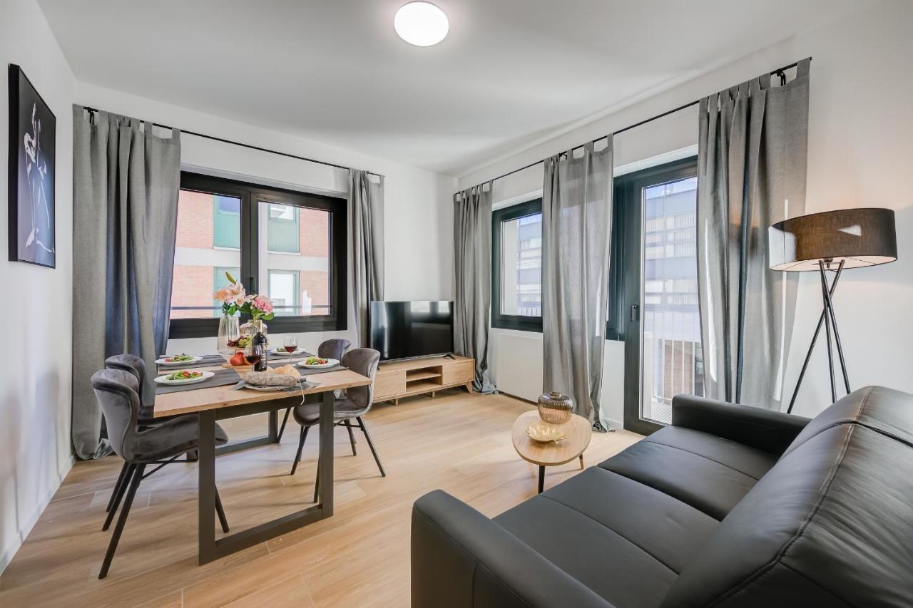 Boutique Apartments - Happy Rentals Lugano Bagian luar foto